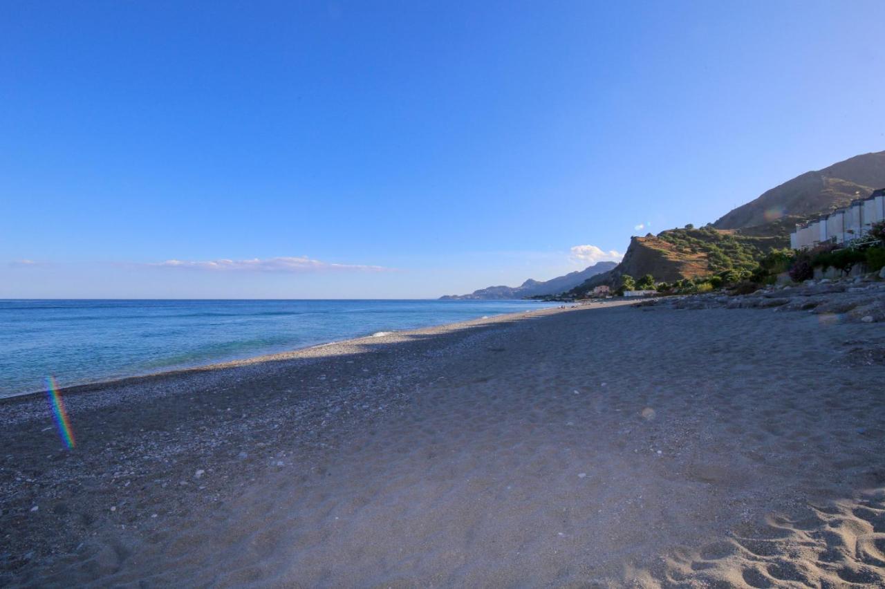 Taormina Seasuite Fondaco Parrino Santa Margherita-Sant'Alessio Siculo Dış mekan fotoğraf